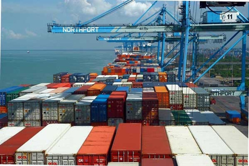 Không để tỷ lệ nhập siêu quá cao ảnh 1